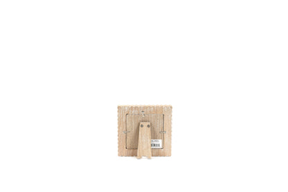 Natural Wood Scallop Frame 4x4